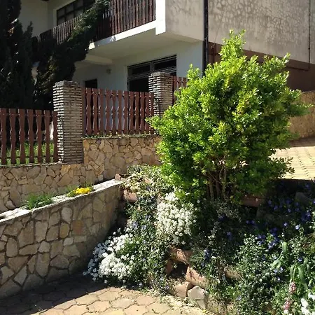 Apartment Alom Haz
